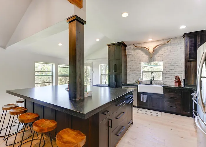 Salt River Access: Mtn-view Star Valley Cabin! *
