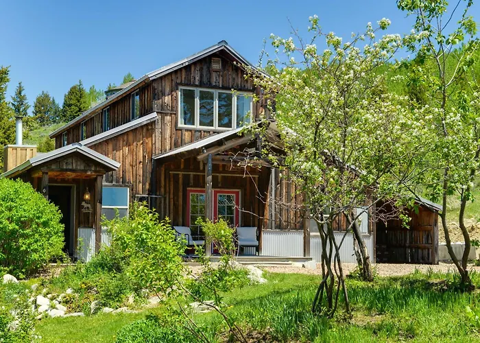 Salt River Access: Mtn-view Star Valley Cabin! * Thayne